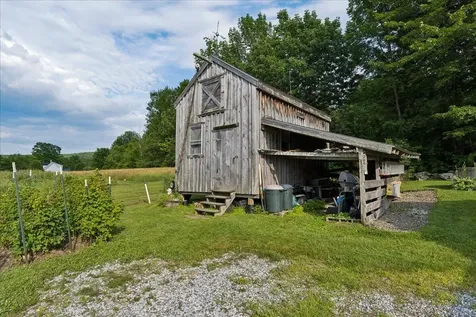 370 Carroll Road Union ME 04862