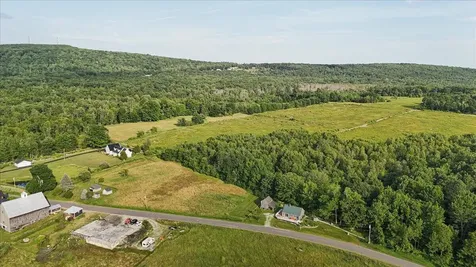 370 Carroll Road Union ME 04862