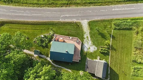 370 Carroll Road Union ME 04862