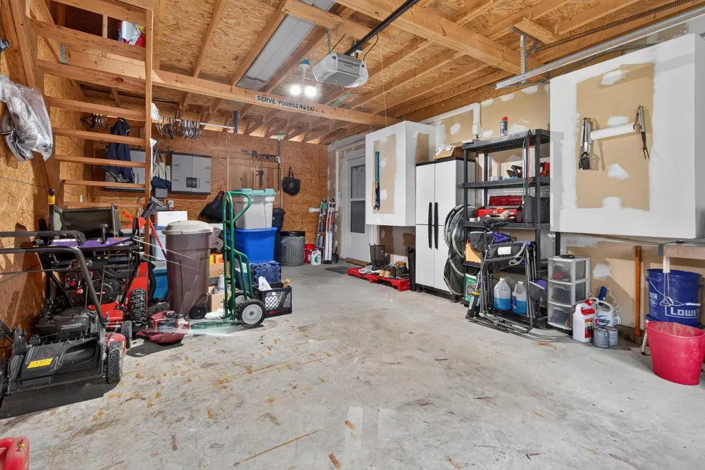 15 Brewster Street Bangor ME 04401