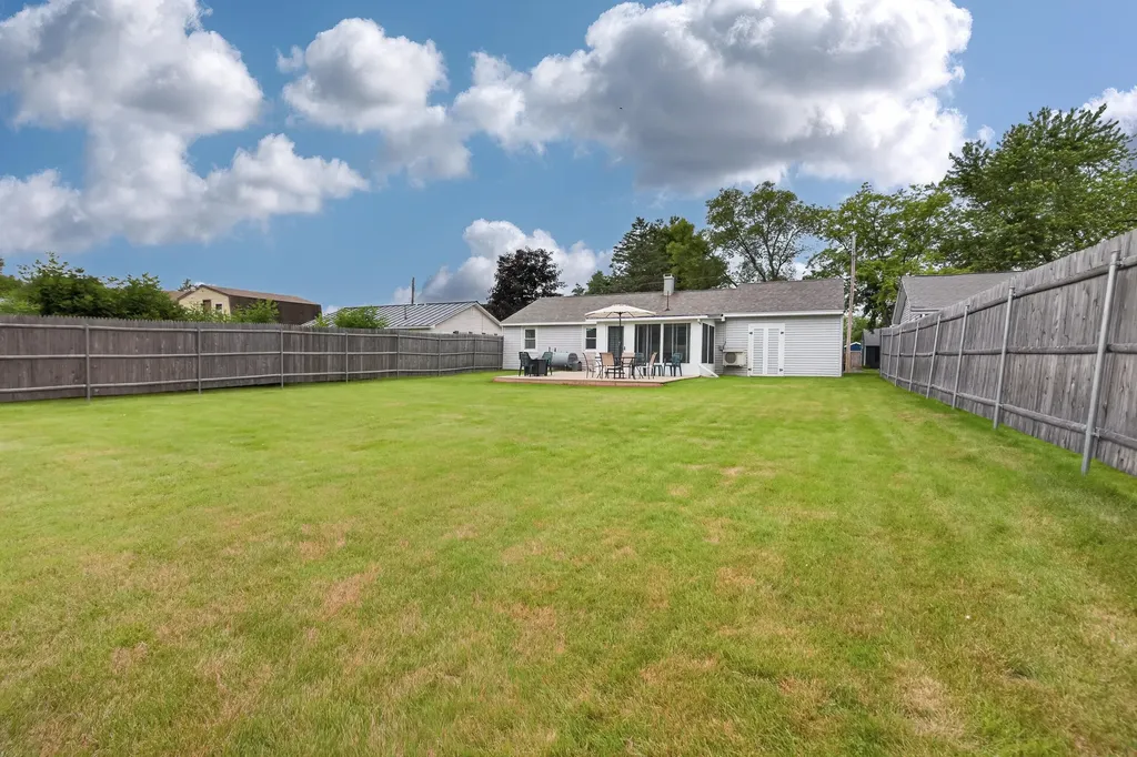 15 Brewster Street Bangor ME 04401