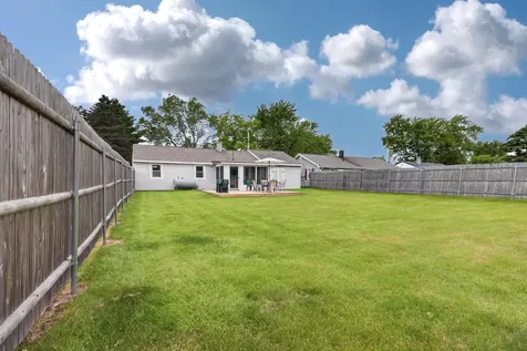 15 Brewster Street Bangor ME 04401