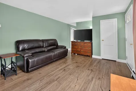 15 Brewster Street Bangor ME 04401