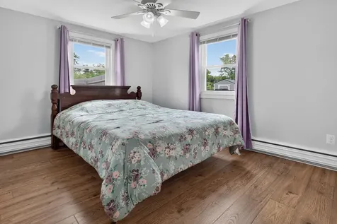 15 Brewster Street Bangor ME 04401