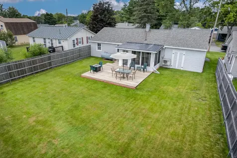15 Brewster Street Bangor ME 04401