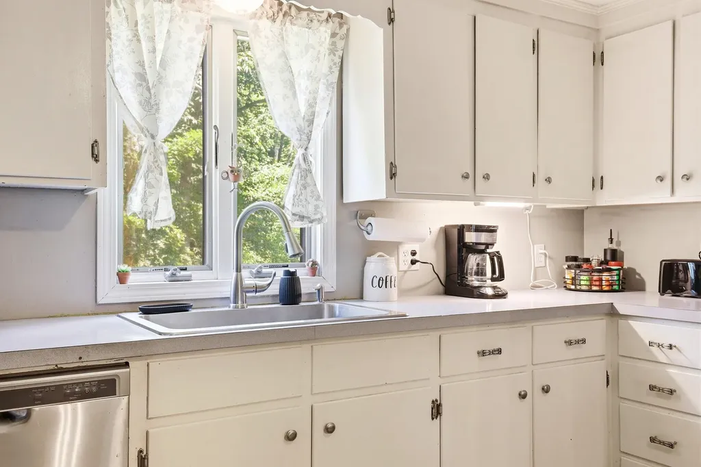 250 Pine Hill Road Berwick ME 03901