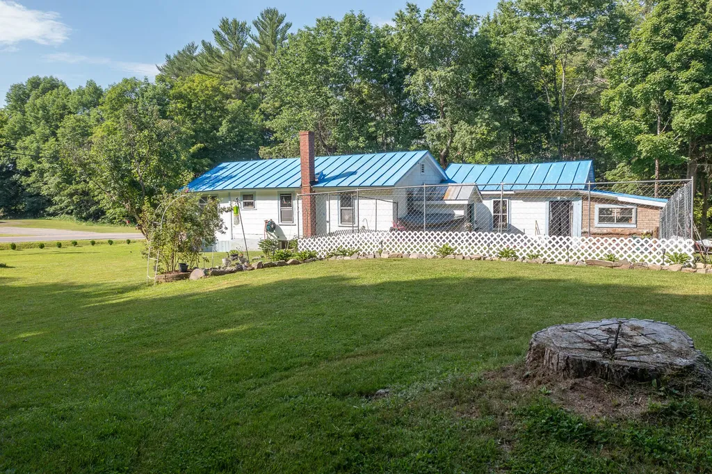 156 Mayfield Road Moscow ME 04920