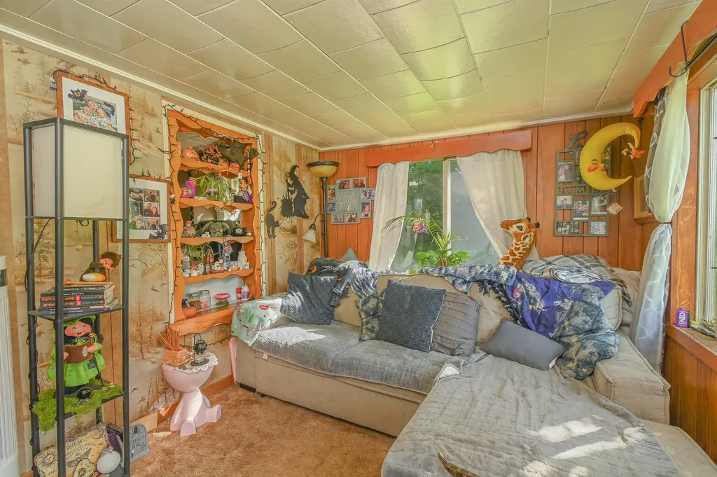 156 Mayfield Road Moscow ME 04920