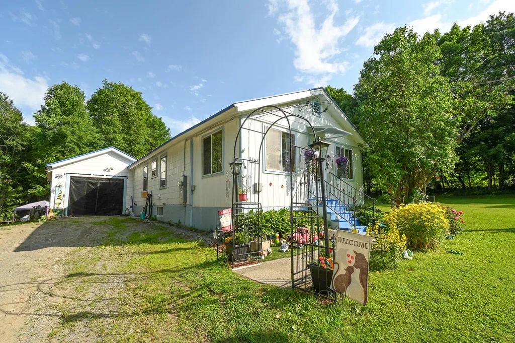 156 Mayfield Road Moscow ME 04920