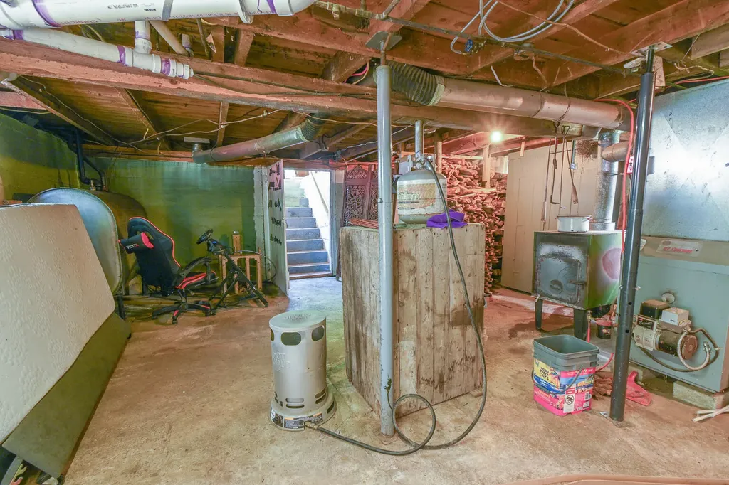 156 Mayfield Road Moscow ME 04920