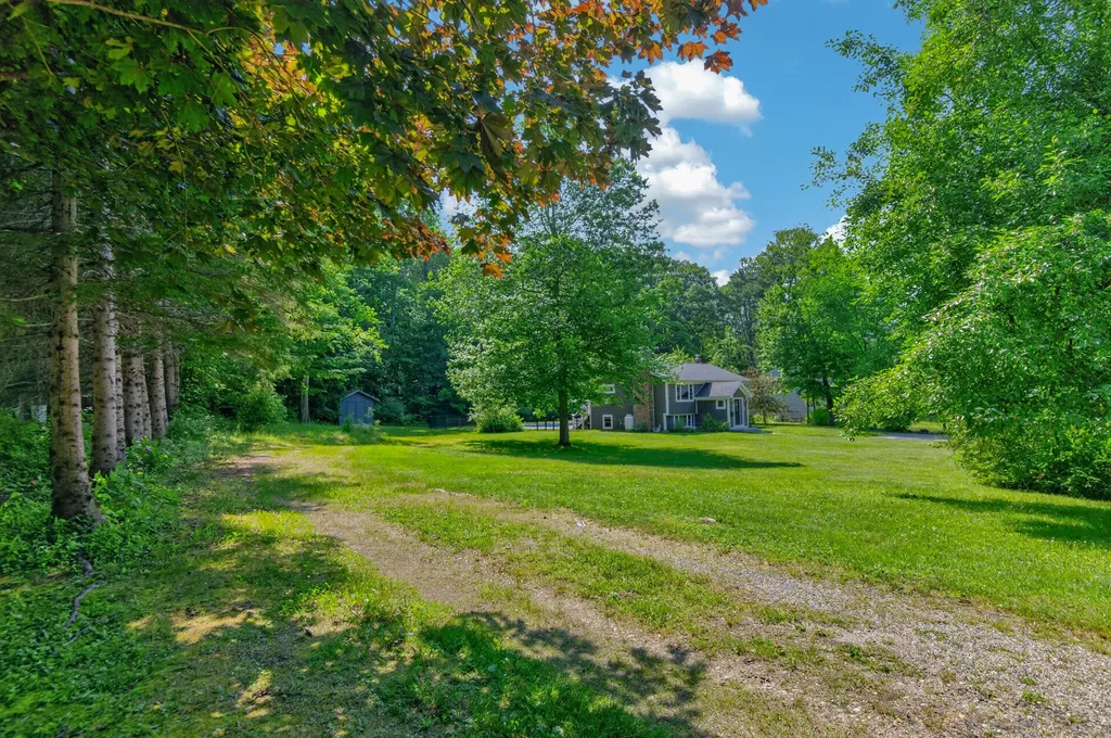 91 Bowdoin Street Yarmouth ME 04096