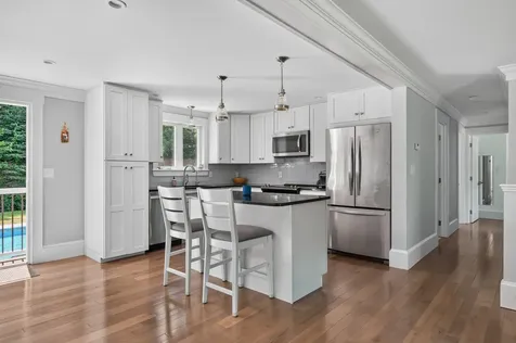 91 Bowdoin Street Yarmouth ME 04096