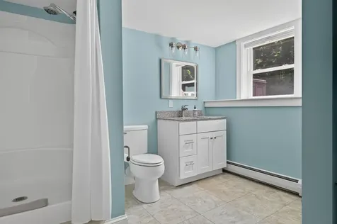 91 Bowdoin Street Yarmouth ME 04096
