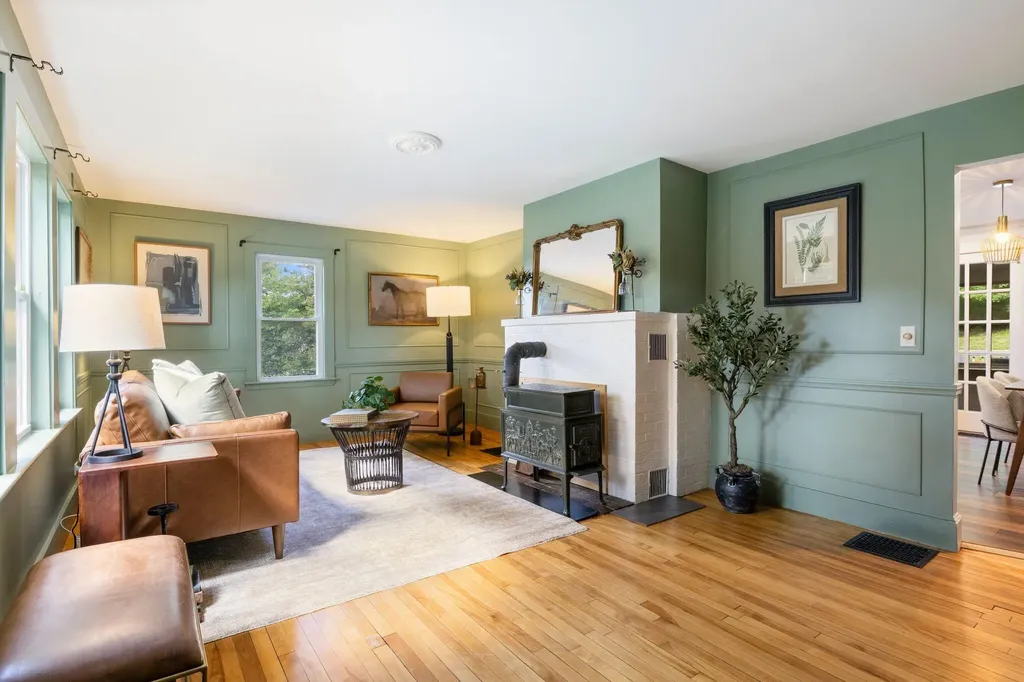 430 E Main Street Yarmouth ME 04096