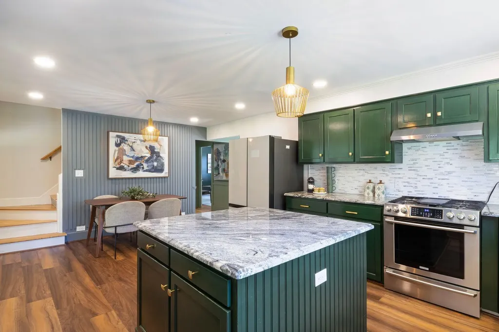 430 E Main Street Yarmouth ME 04096