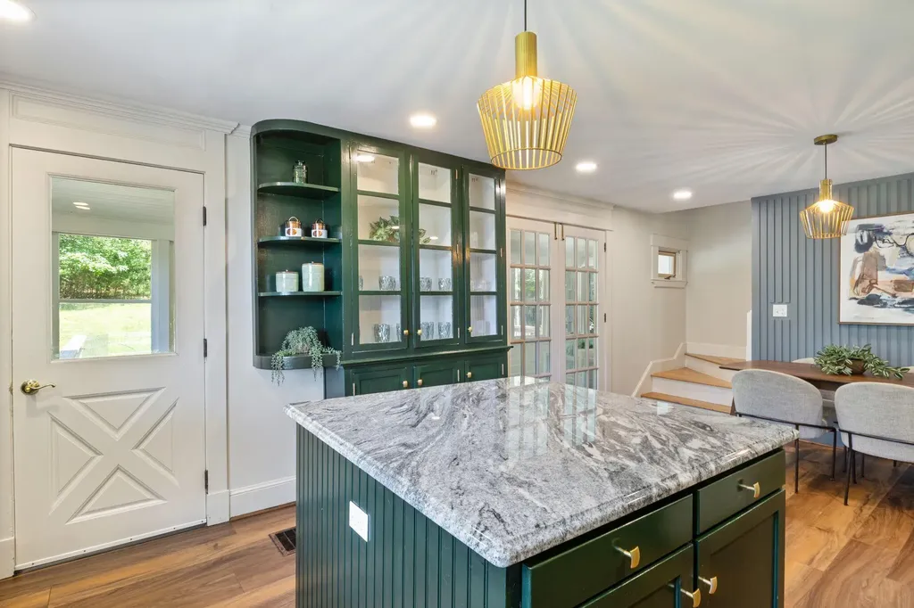 430 E Main Street Yarmouth ME 04096