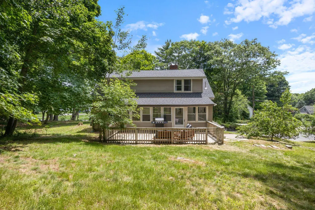 430 E Main Street Yarmouth ME 04096