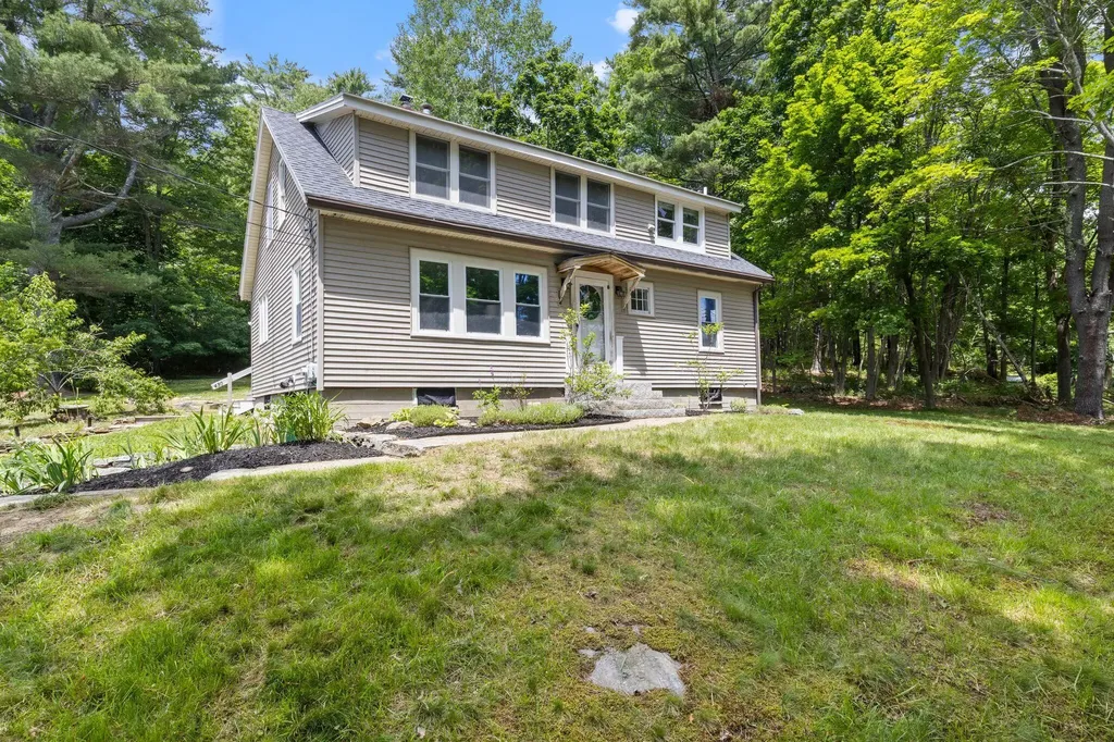 430 E Main Street Yarmouth ME 04096