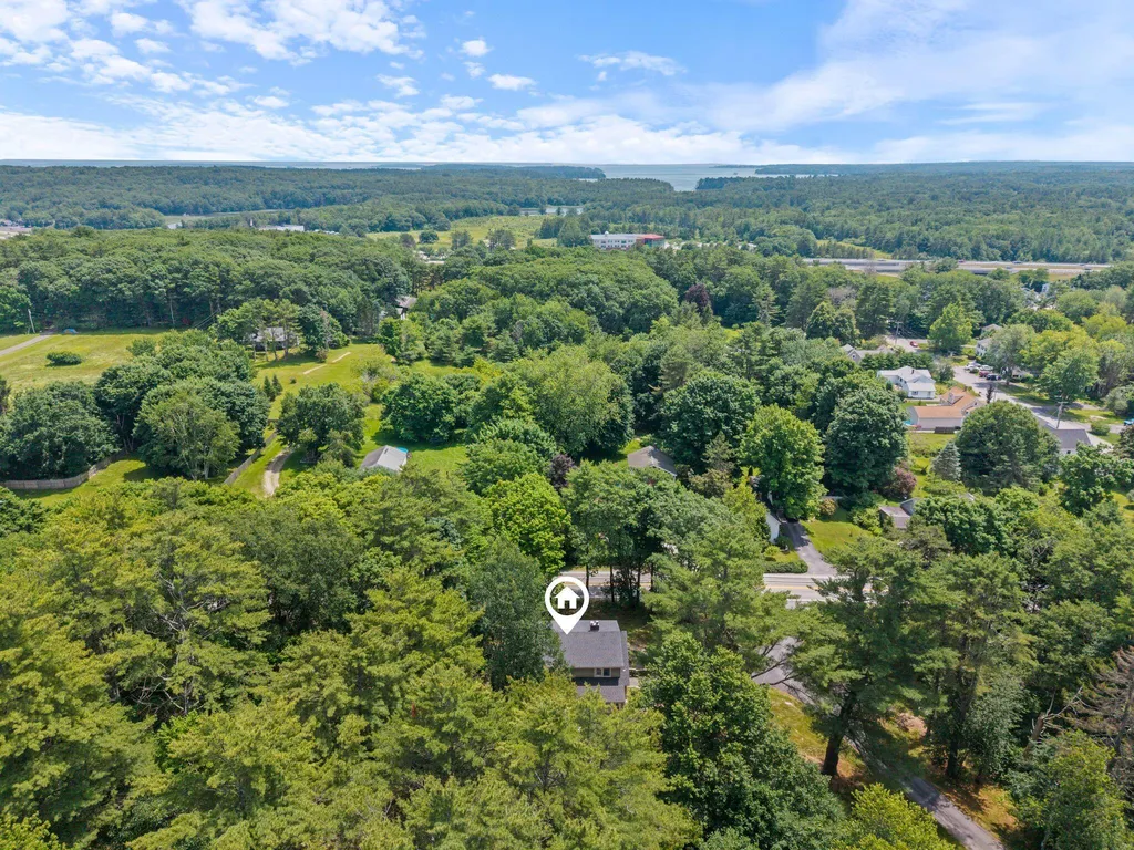 430 E Main Street Yarmouth ME 04096