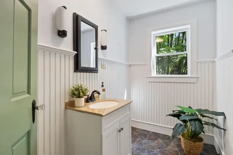 430 E Main Street Yarmouth ME 04096