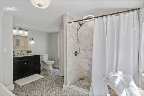 430 E Main Street Yarmouth ME 04096