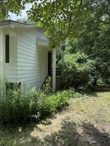156 Alpine Street Paris ME 04281