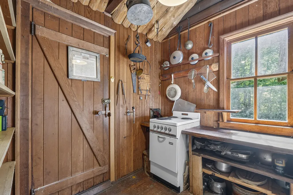 101 Willow Way Wells ME 04090