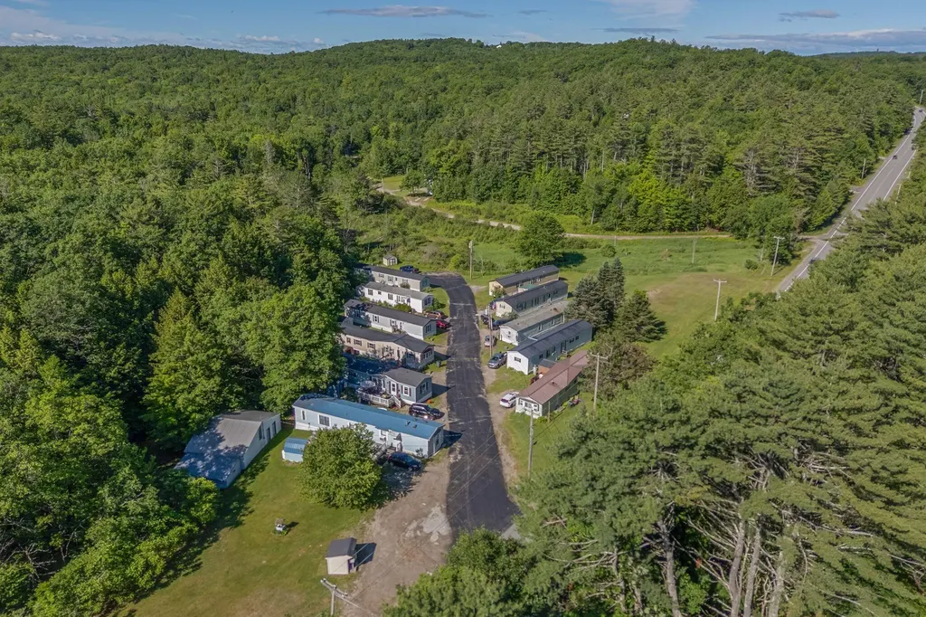 229 Spring Valley Lane New Gloucester ME 04260