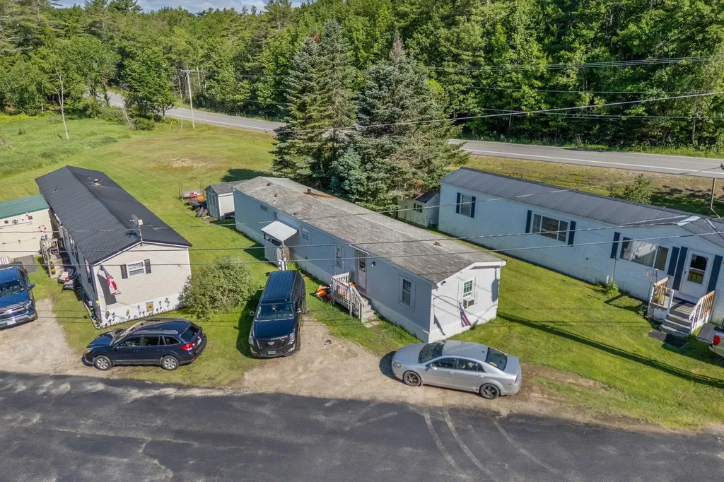 229 Spring Valley Lane New Gloucester ME 04260