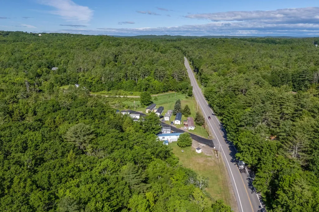 229 Spring Valley Lane New Gloucester ME 04260