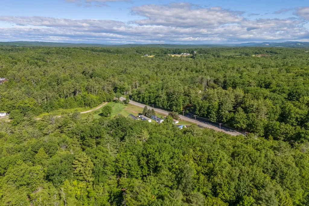 229 Spring Valley Lane New Gloucester ME 04260