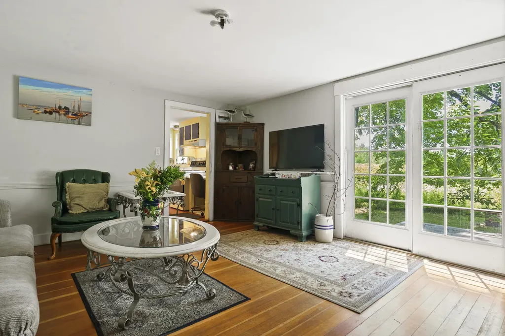 14 Ash Swamp Road Scarborough ME 04074