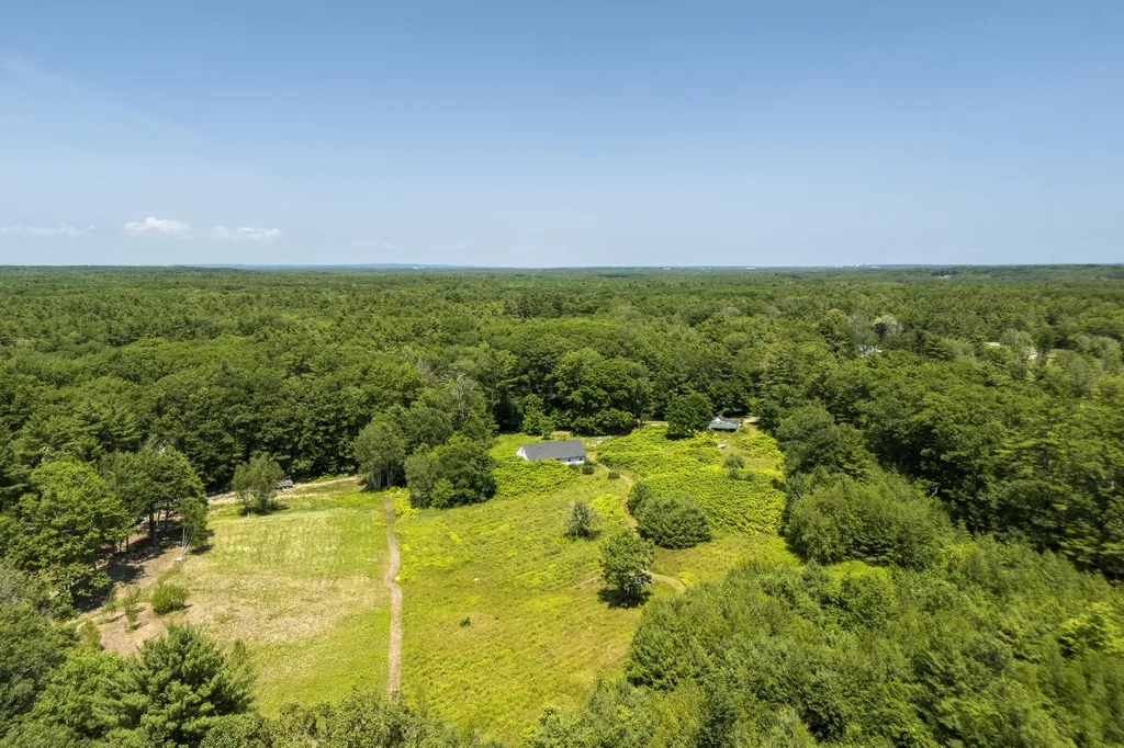 14 Ash Swamp Road Scarborough ME 04074