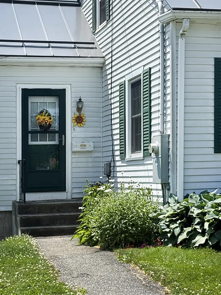 52 Mayflower Road Augusta ME 04330