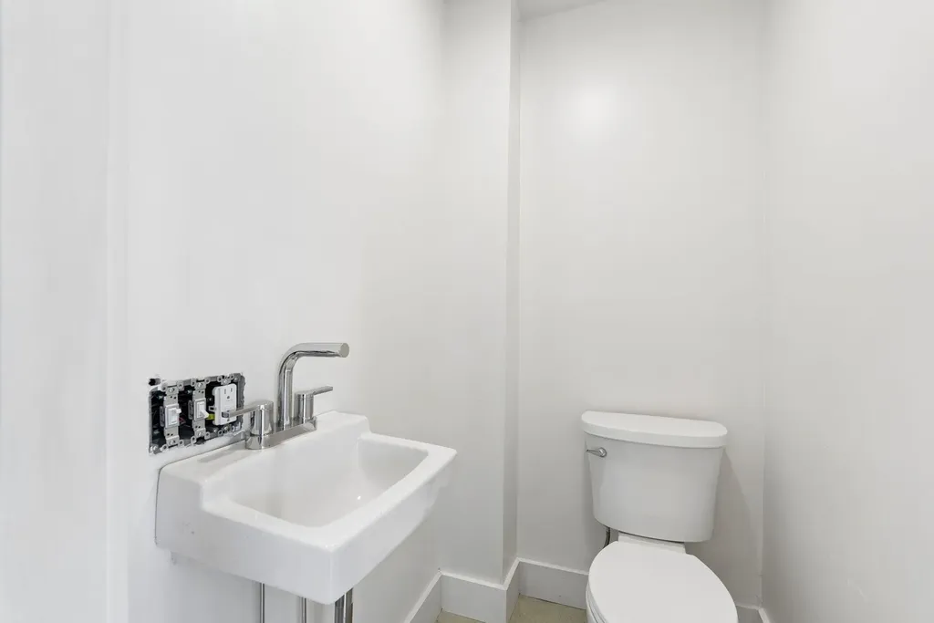 4 Washington Street Bath ME 04530