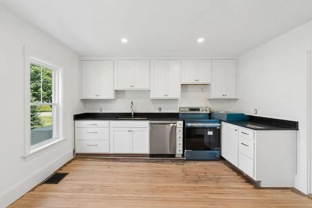 4 Washington Street Bath ME 04530
