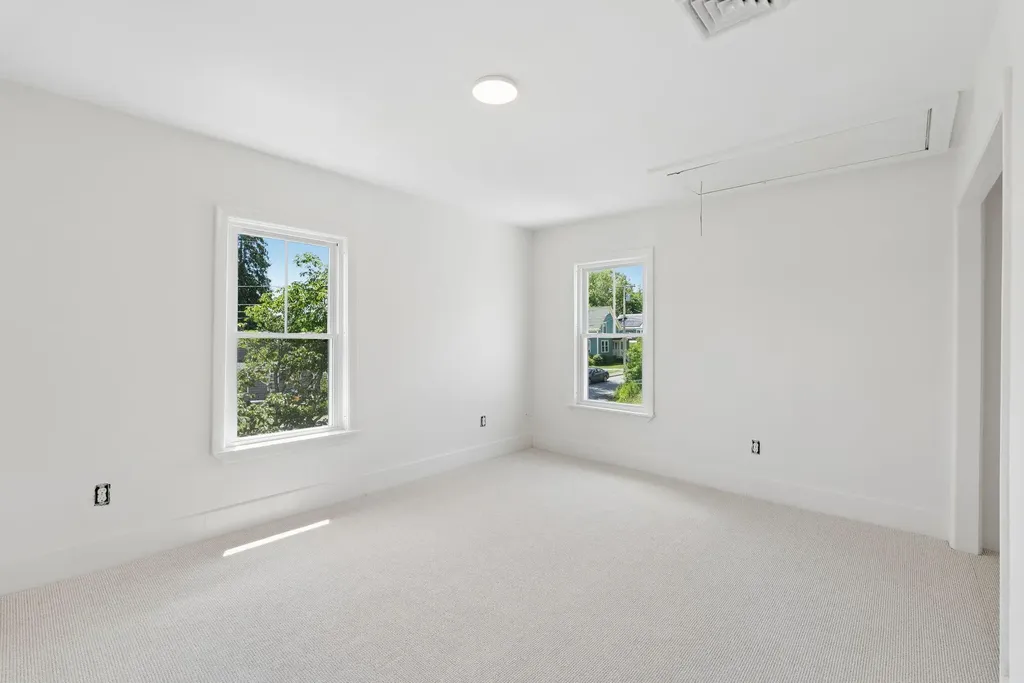 4 Washington Street Bath ME 04530