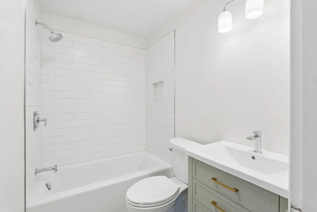 4 Washington Street Bath ME 04530