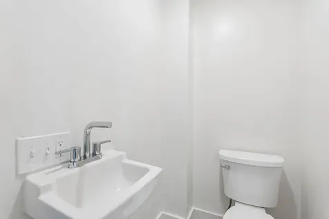 4 Washington Street Bath ME 04530
