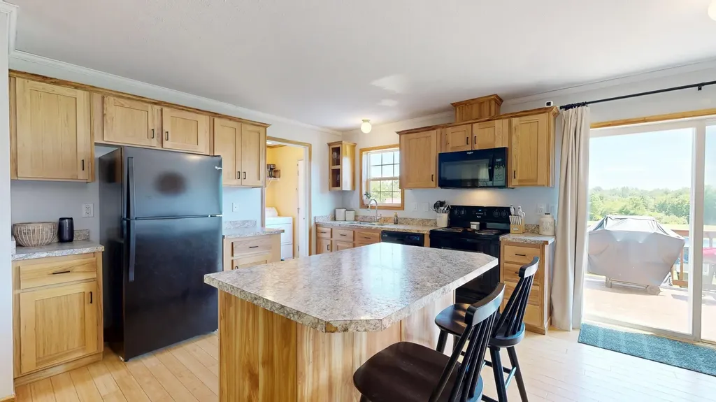 67 Senott Road Whitefield ME 04353
