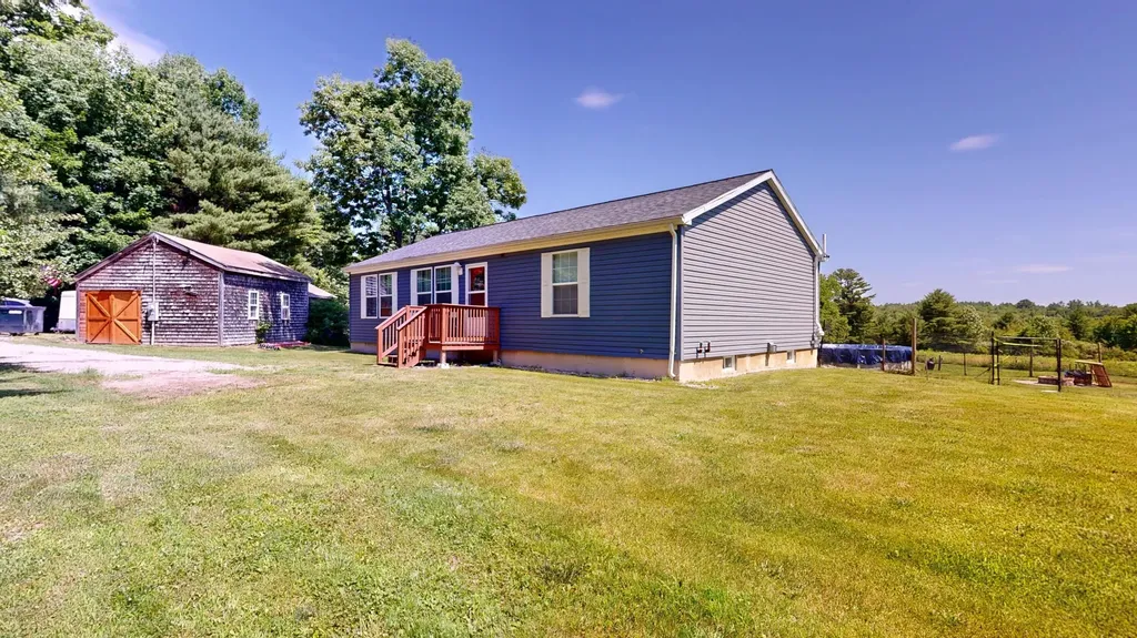 67 Senott Road Whitefield ME 04353