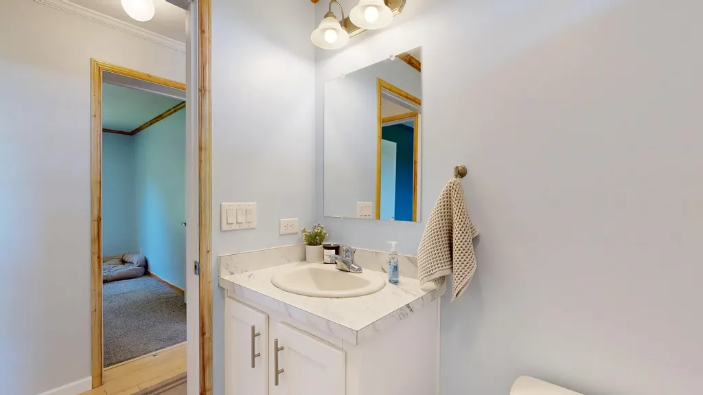 67 Senott Road Whitefield ME 04353