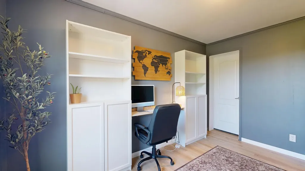 67 Senott Road Whitefield ME 04353