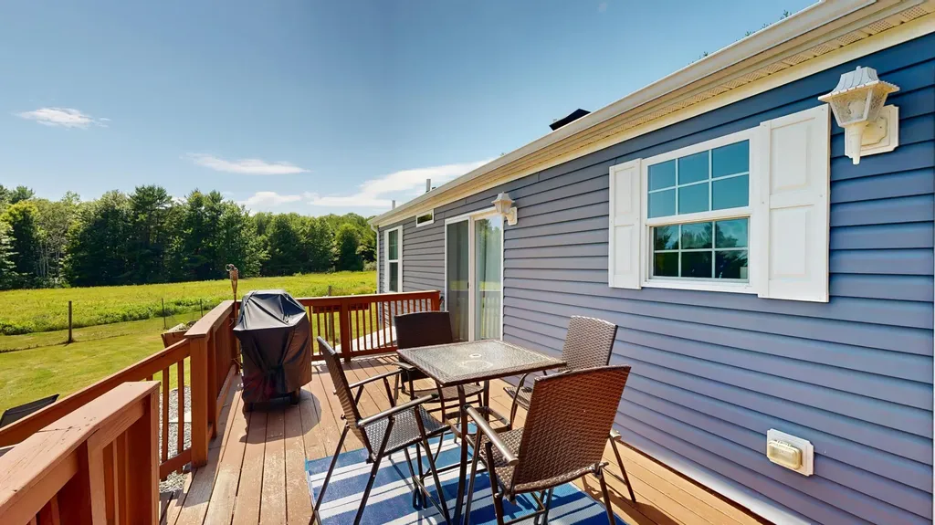 67 Senott Road Whitefield ME 04353