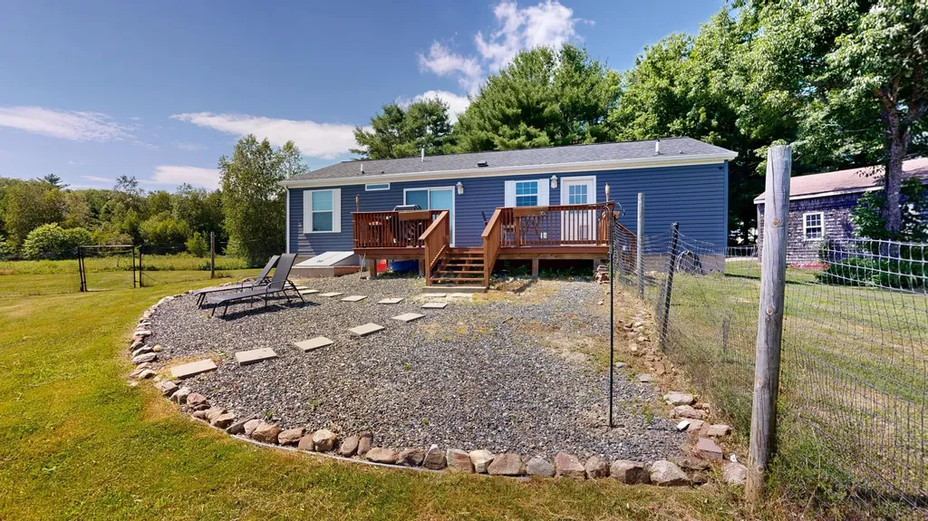 67 Senott Road Whitefield ME 04353