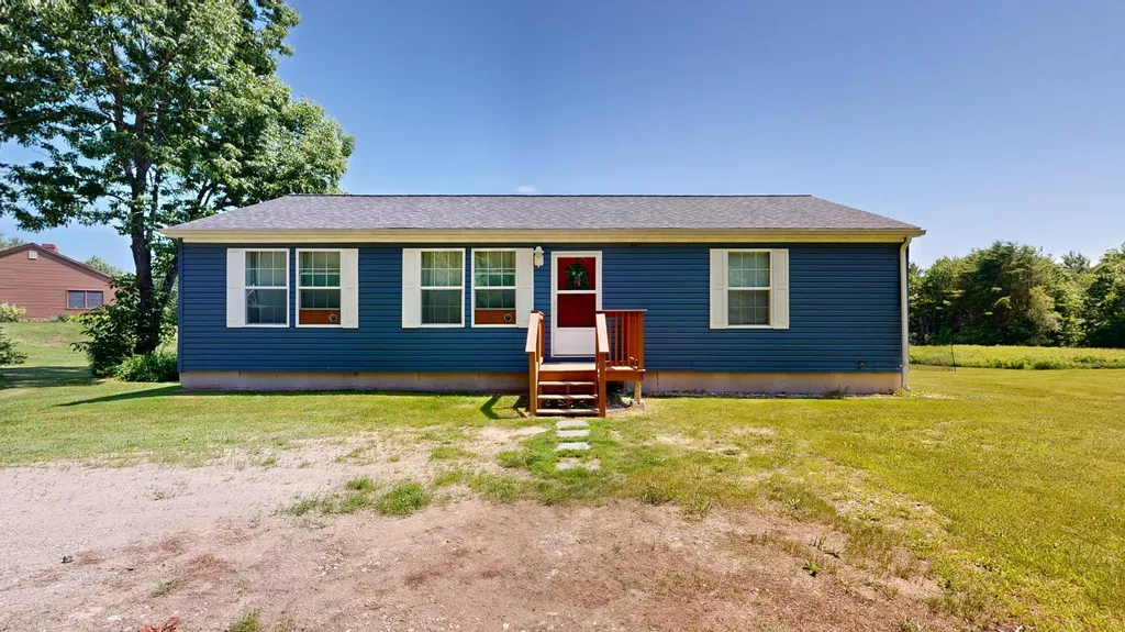 67 Senott Road Whitefield ME 04353