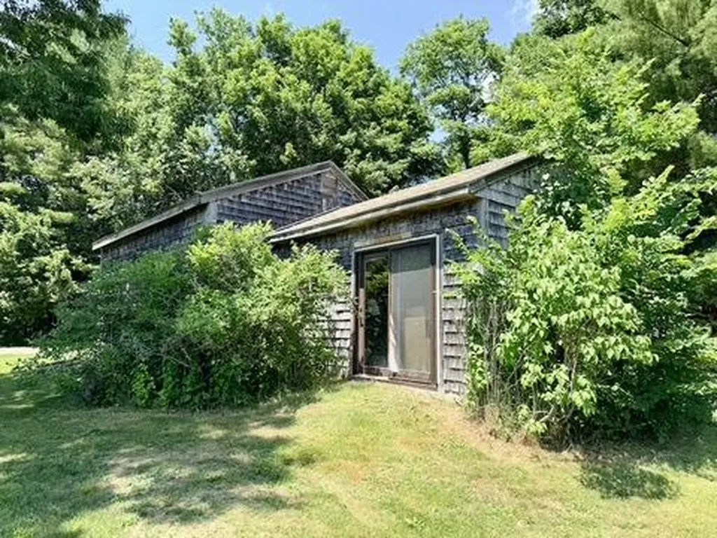 67 Senott Road Whitefield ME 04353