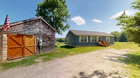 67 Senott Road Whitefield ME 04353