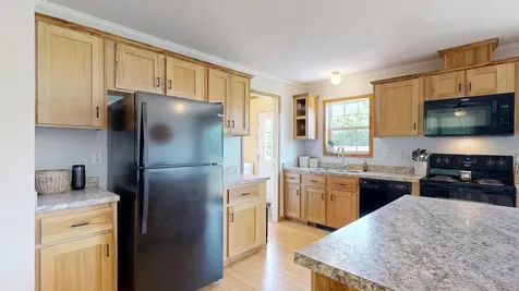67 Senott Road Whitefield ME 04353