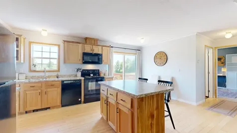 67 Senott Road Whitefield ME 04353
